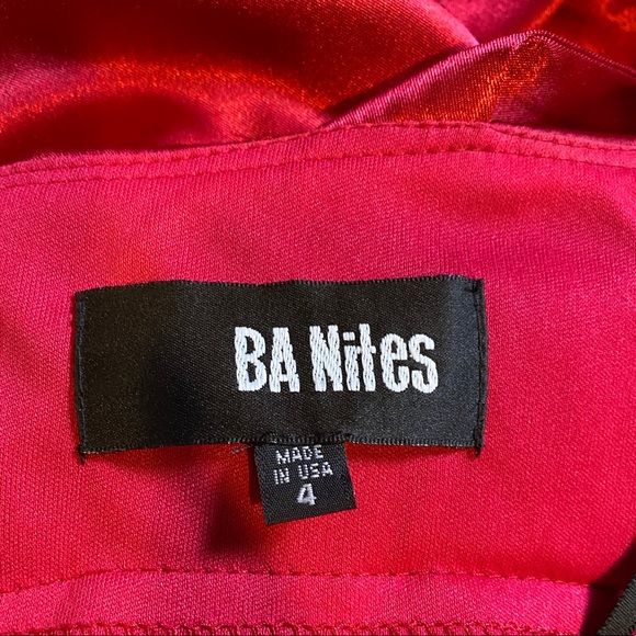 ✨HP✨DREAM MERMAID SATIN Ruffled Dream Dress Melanie Lynne Flattering Size 0 - Picture 9 of 16